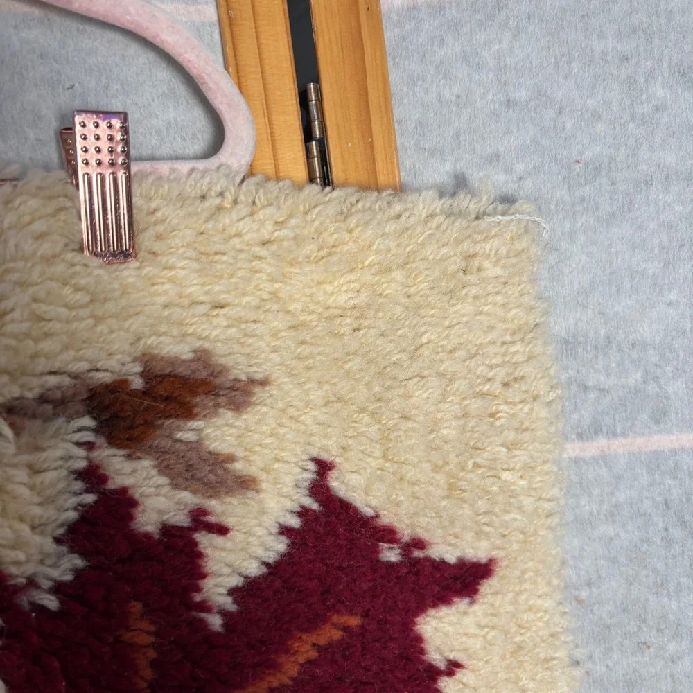 Vintage‎ Latch Hook Rug Wall Hanging Autumn Leaves Maple Fall Decor